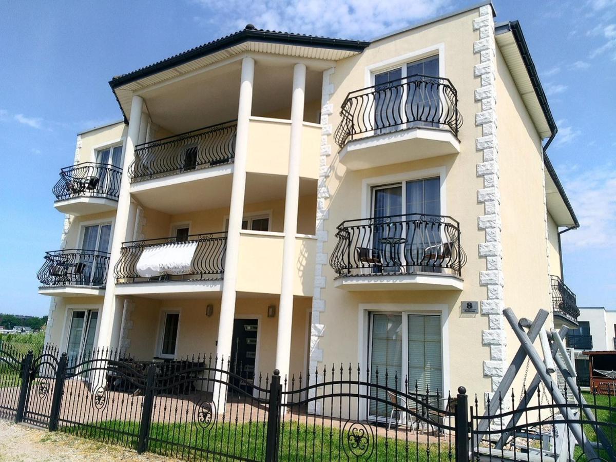 Villa Over Lake 梅尔诺 外观 照片
